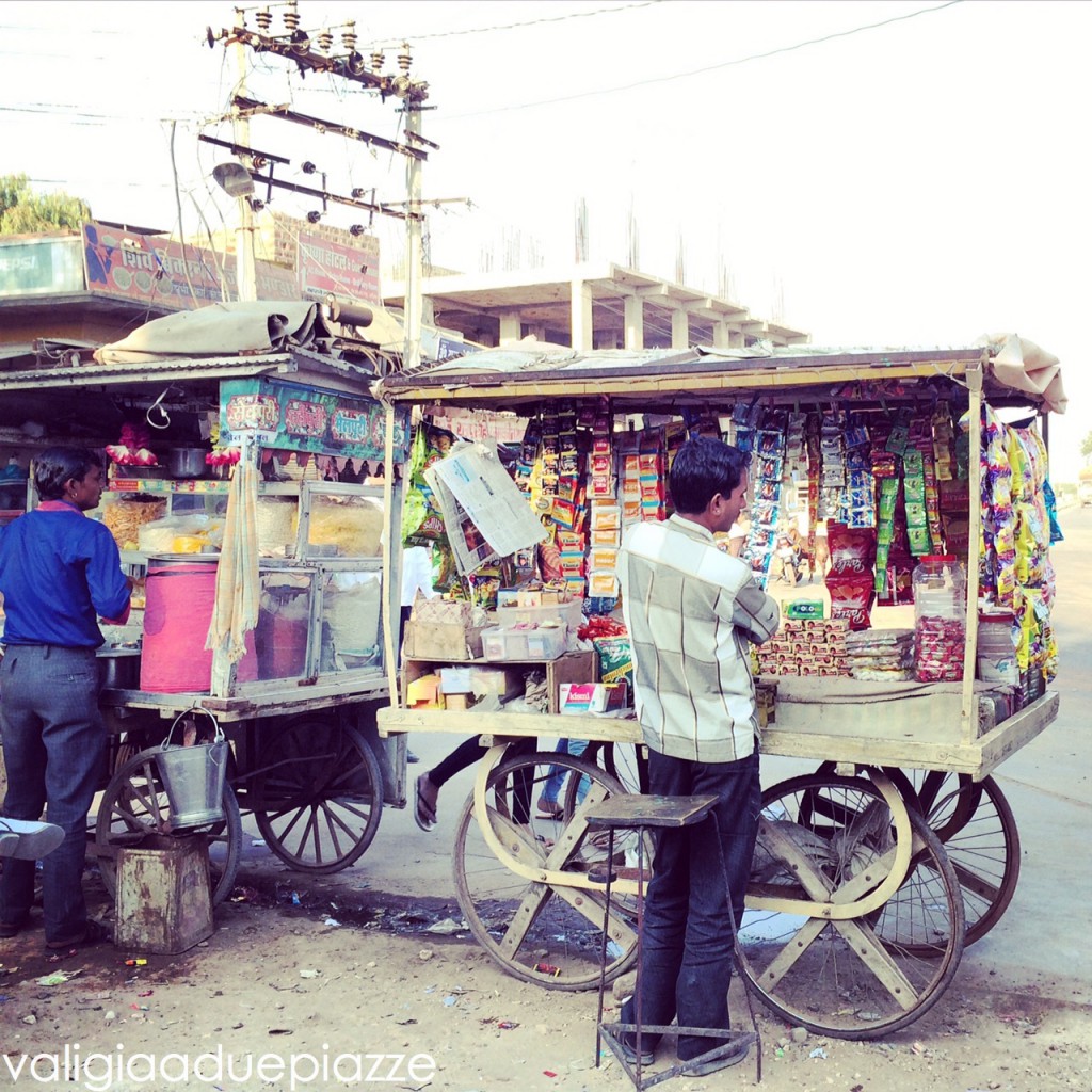 venditori ambulanti oasi Osyian India