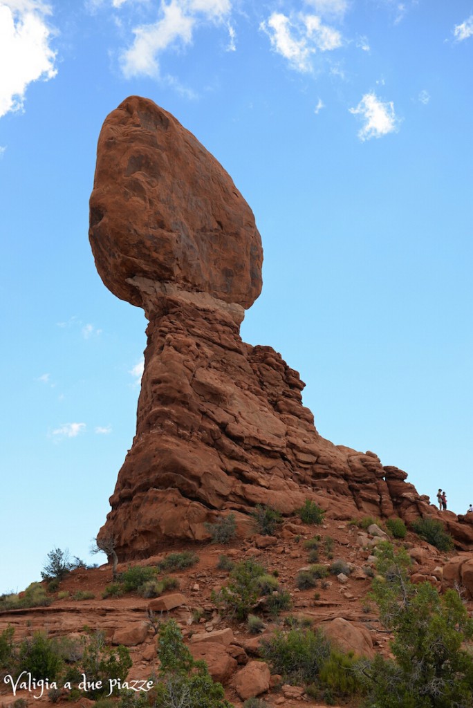 balanced rock arches